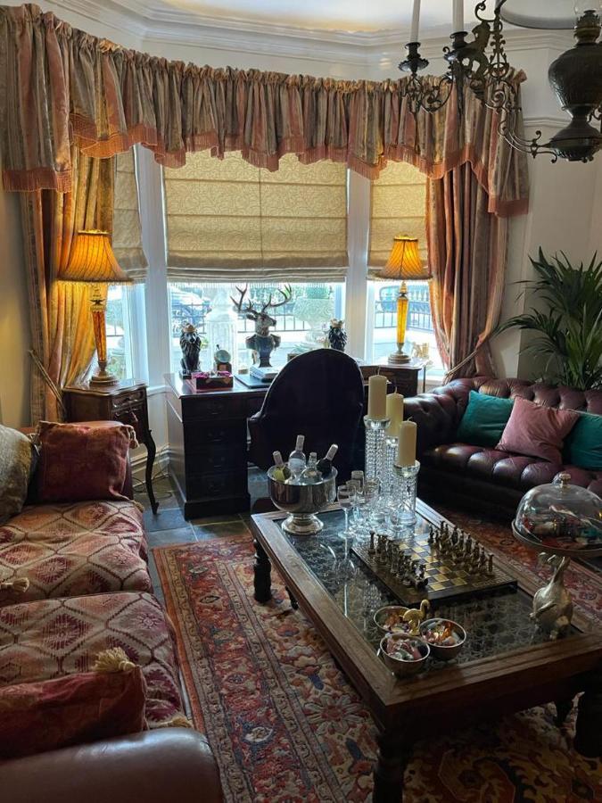 Olivia House Bed & Breakfast พอร์ธคอว์ล ภายนอก รูปภาพ