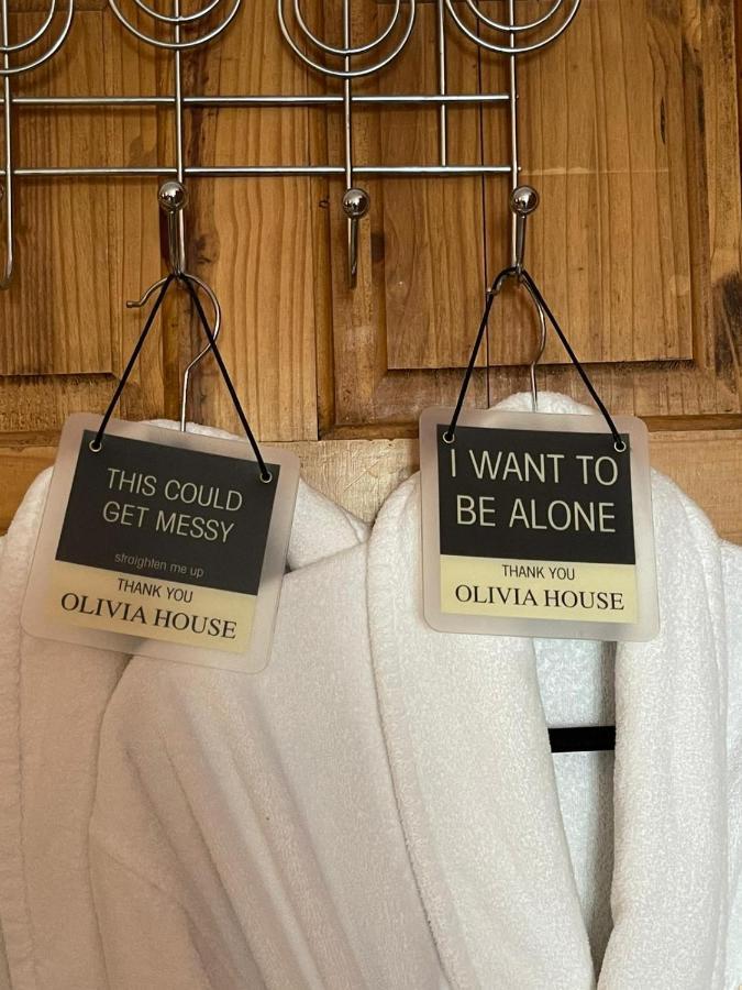 Olivia House Bed & Breakfast พอร์ธคอว์ล ภายนอก รูปภาพ